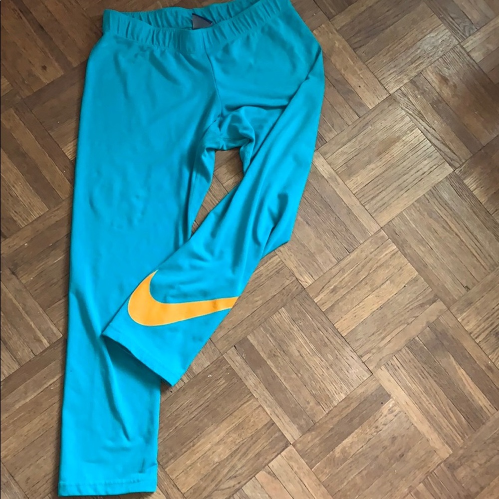 Nike leggings